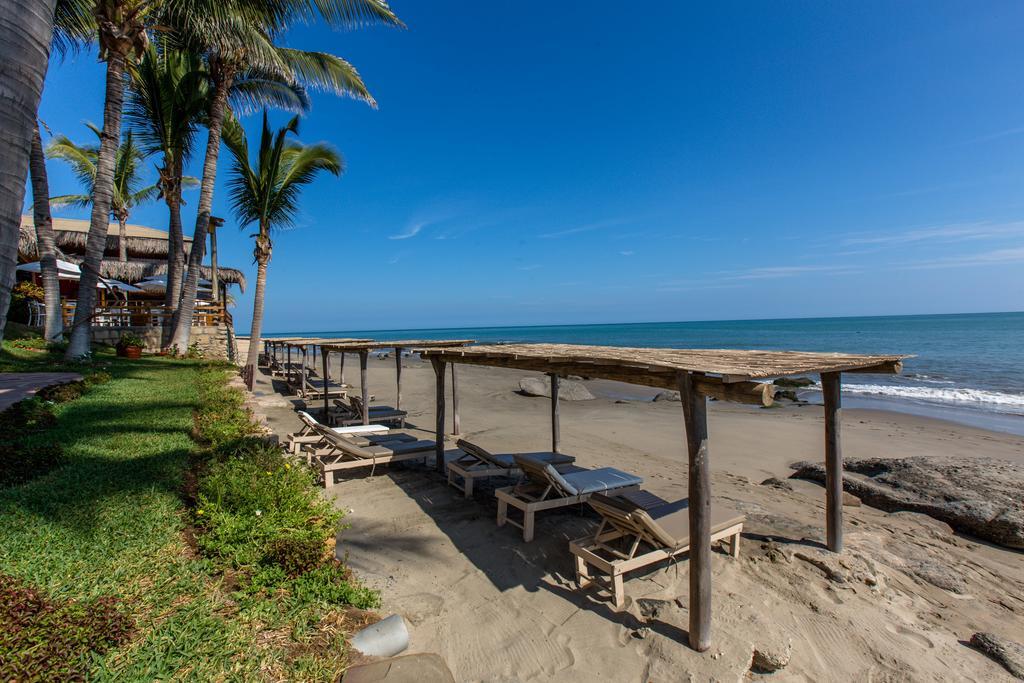 Casa De Playa Bungalows & Restaurant Hotel Mancora Exterior photo