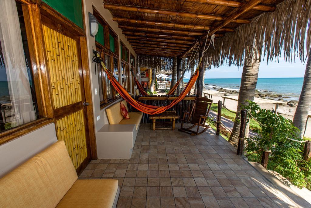 Casa De Playa Bungalows & Restaurant Hotel Mancora Exterior photo